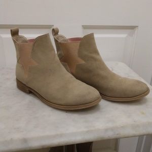 Treasure & Bond Brenna Fashion Camel Booties